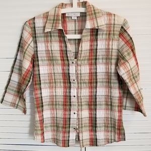 Pretty Summer Shirt in Crinkle material.